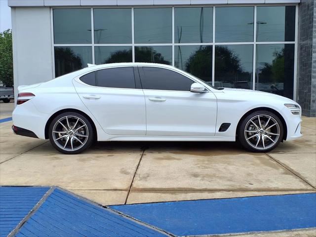 2023 Genesis G70 2.0T RWD