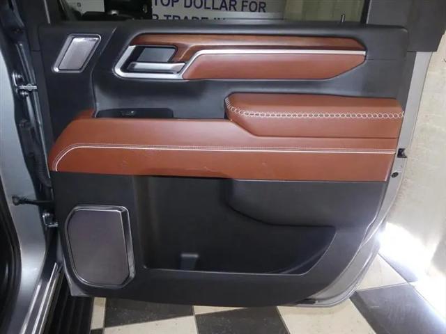 2025 GMC Sierra 3500HD 4WD Crew Cab Long Bed Denali Ultimate