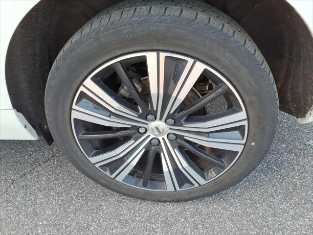 2023 Volvo XC60 B5 Core