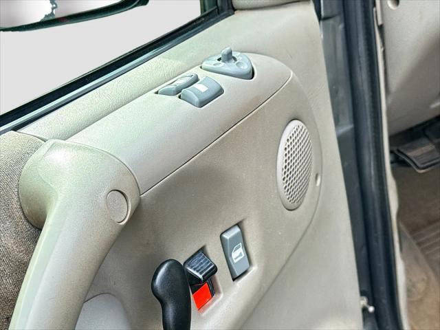 2004 Chevrolet Astro Base