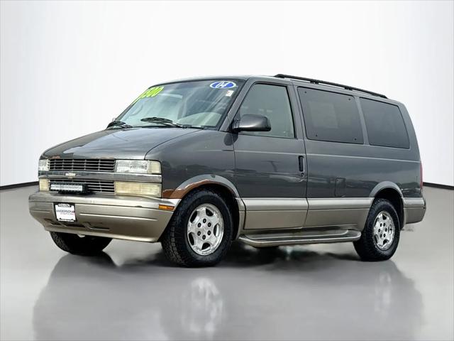 2004 Chevrolet Astro Base