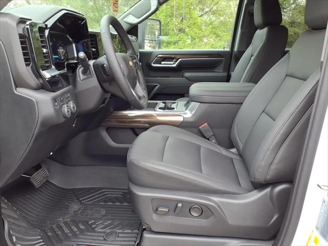 2026 Chevrolet Silverado 2500HD Crew Cab, Standard Bed, LT, 4WD