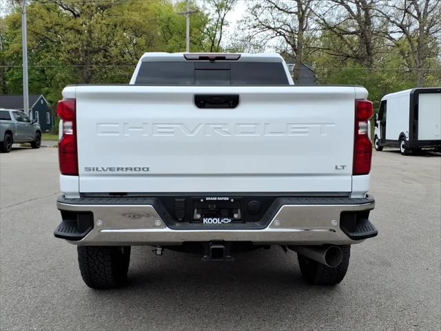2026 Chevrolet Silverado 2500HD Crew Cab, Standard Bed, LT, 4WD