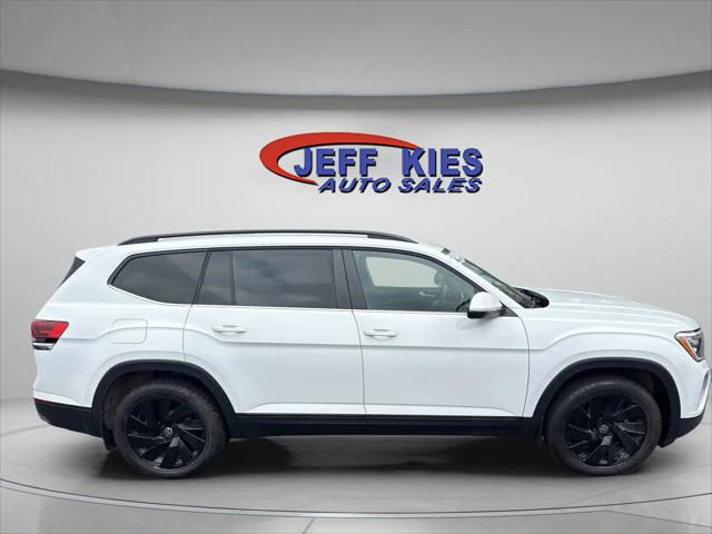 2024 Volkswagen Atlas 2.0T SE w/Technology
