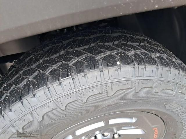 2026 Nissan Frontier Crew Cab Long Bed PRO-4X 4x4