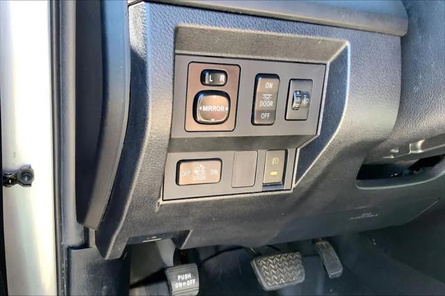 2014 Toyota Tundra SR 4.6L V8