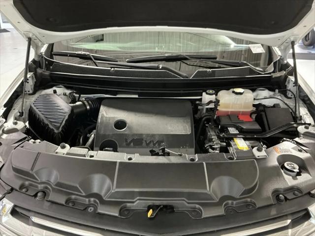2023 Chevrolet Traverse AWD LT Cloth
