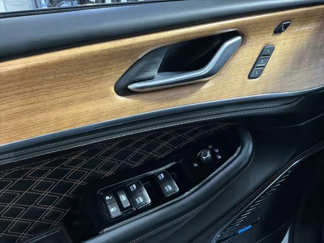 2025 Jeep Grand Cherokee L Summit Reserve 4x4