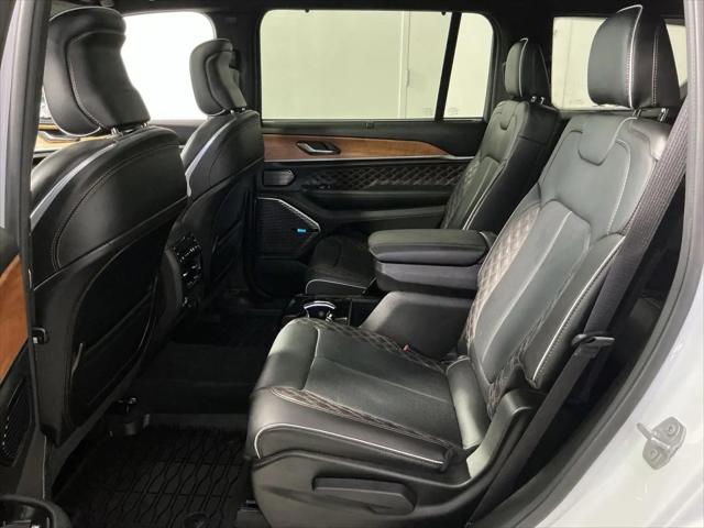 2025 Jeep Grand Cherokee L Summit Reserve 4x4