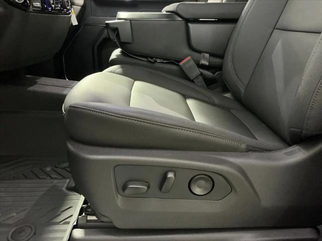 2026 Chevrolet Silverado 1500 4WD Crew Cab Standard Bed LT
