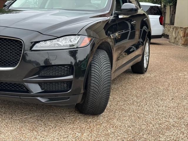 2017 Jaguar F-PACE 35t Prestige