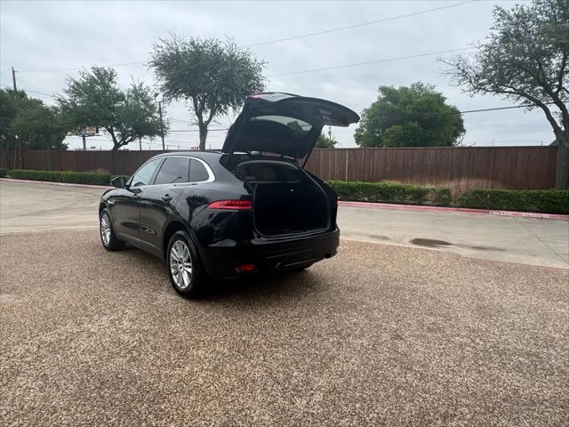 2017 Jaguar F-PACE 35t Prestige