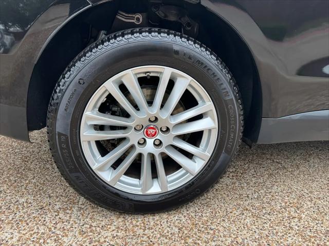 2017 Jaguar F-PACE 35t Prestige