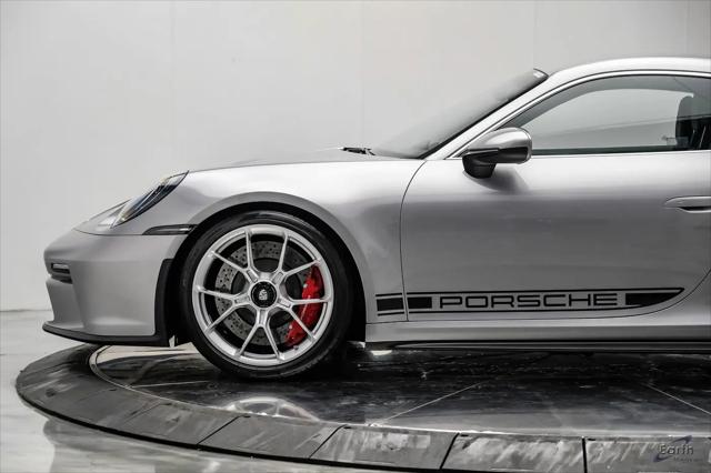 2023 Porsche 911 GT3 w/Touring Package