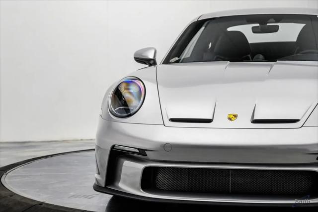 2023 Porsche 911 GT3 w/Touring Package