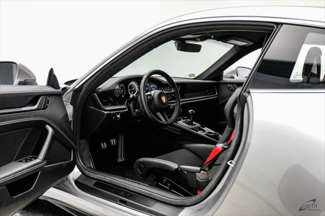 2023 Porsche 911 GT3 w/Touring Package