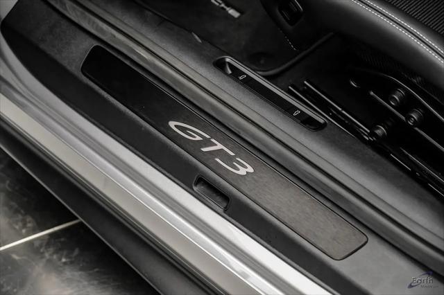 2023 Porsche 911 GT3 w/Touring Package