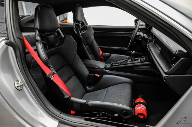 2023 Porsche 911 GT3 w/Touring Package