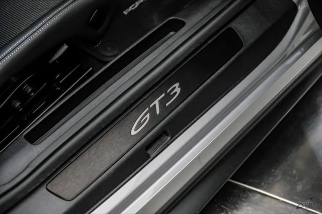 2023 Porsche 911 GT3 w/Touring Package