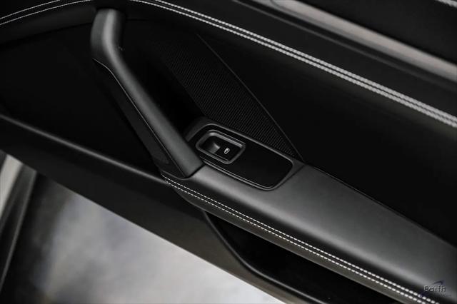2023 Porsche 911 GT3 w/Touring Package