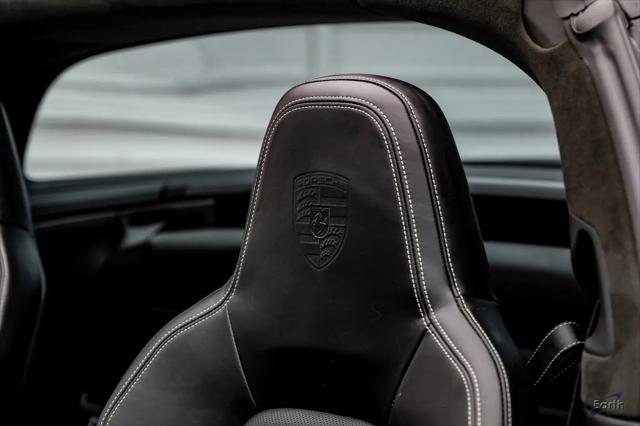 2022 Porsche 911 Targa 4S