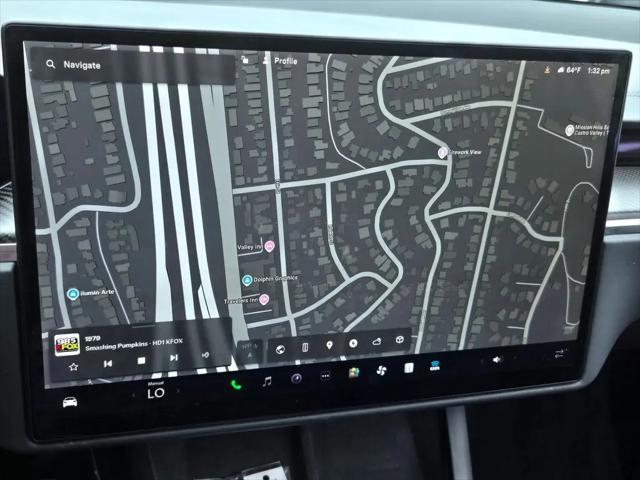 2022 Tesla Model X Plaid Tri Motor All-Wheel Drive