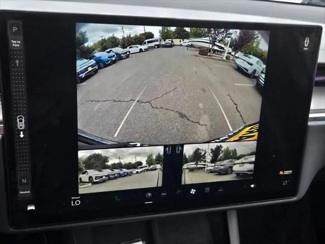 2022 Tesla Model X Plaid Tri Motor All-Wheel Drive