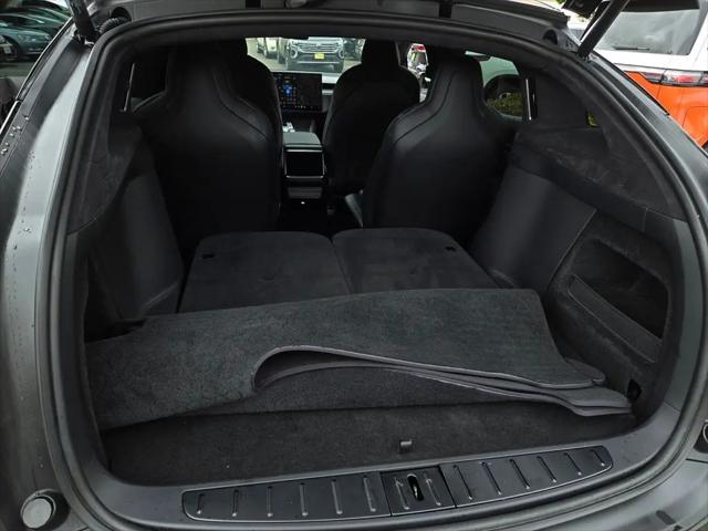 2022 Tesla Model X Plaid Tri Motor All-Wheel Drive