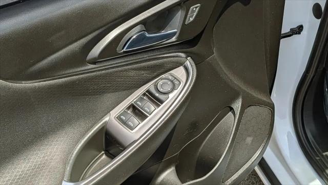 2022 Chevrolet Malibu FWD LT