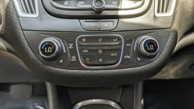 2022 Chevrolet Malibu FWD LT