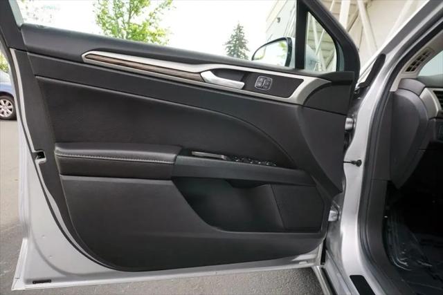 2014 Ford Fusion Energi SE Luxury