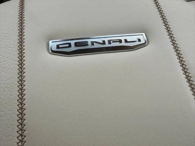 2026 GMC Yukon XL 4WD Denali