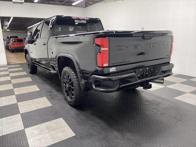 2025 Chevrolet Silverado 2500HD 4WD Crew Cab Standard Bed LTZ