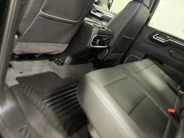 2025 Chevrolet Silverado 2500HD 4WD Crew Cab Standard Bed LTZ