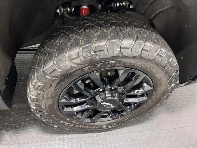 2025 Chevrolet Silverado 2500HD 4WD Crew Cab Standard Bed LTZ