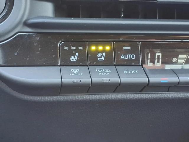 2024 Toyota Crown Platinum