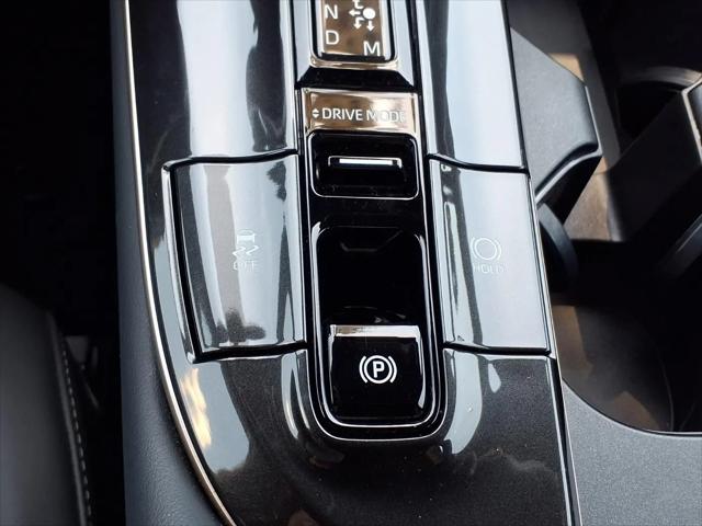 2024 Toyota Crown Platinum