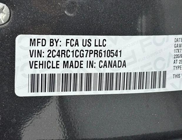 2023 Chrysler Voyager LX