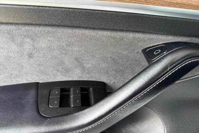 2022 Tesla Model 3 Long Range Dual Motor All-Wheel Drive