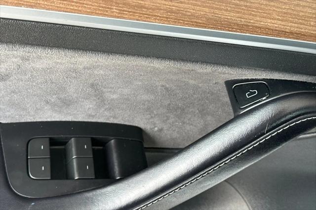 2022 Tesla Model 3 Long Range Dual Motor All-Wheel Drive