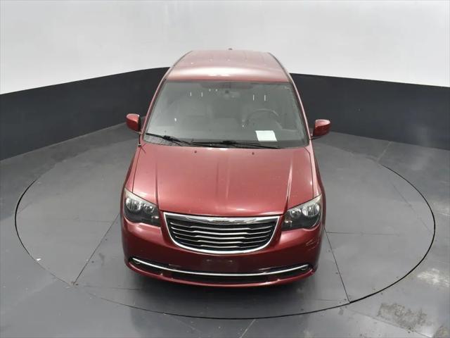 2014 Chrysler Town & Country S