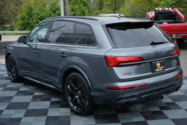 2025 Audi SQ7 Premium Plus TFSI quattro Tiptronic
