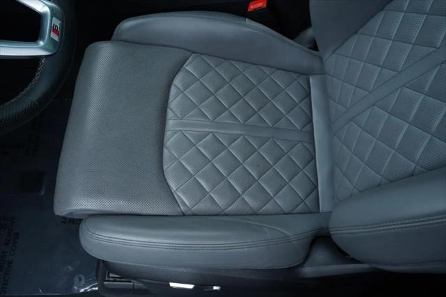 2025 Audi SQ7 Premium Plus TFSI quattro Tiptronic