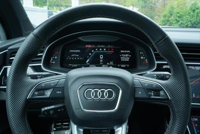 2025 Audi SQ7 Premium Plus TFSI quattro Tiptronic