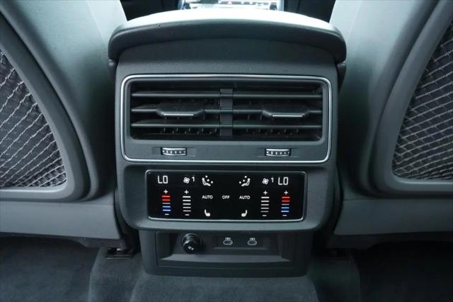 2025 Audi SQ7 Premium Plus TFSI quattro Tiptronic