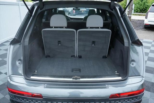 2025 Audi SQ7 Premium Plus TFSI quattro Tiptronic