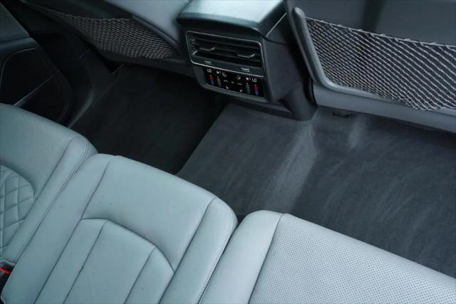 2025 Audi SQ7 Premium Plus TFSI quattro Tiptronic