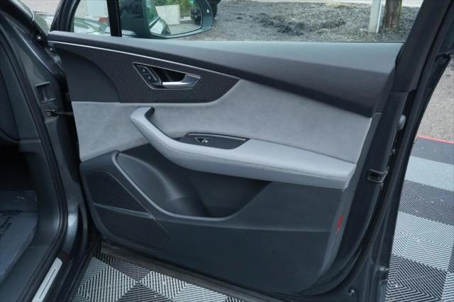 2025 Audi SQ7 Premium Plus TFSI quattro Tiptronic