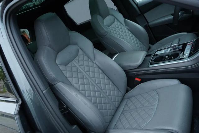 2025 Audi SQ7 Premium Plus TFSI quattro Tiptronic