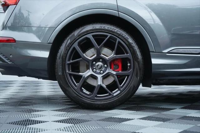 2025 Audi SQ7 Premium Plus TFSI quattro Tiptronic